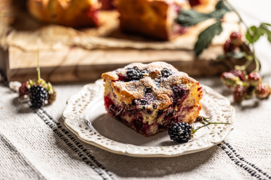 Bublanina s černicami na tanieriku